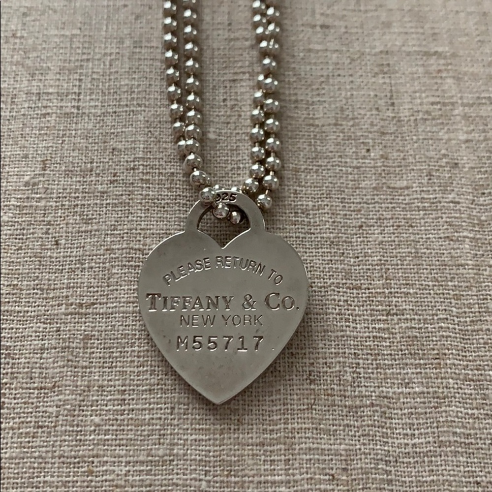Beaded chain with large Return to Tiffany @ Co 🖤